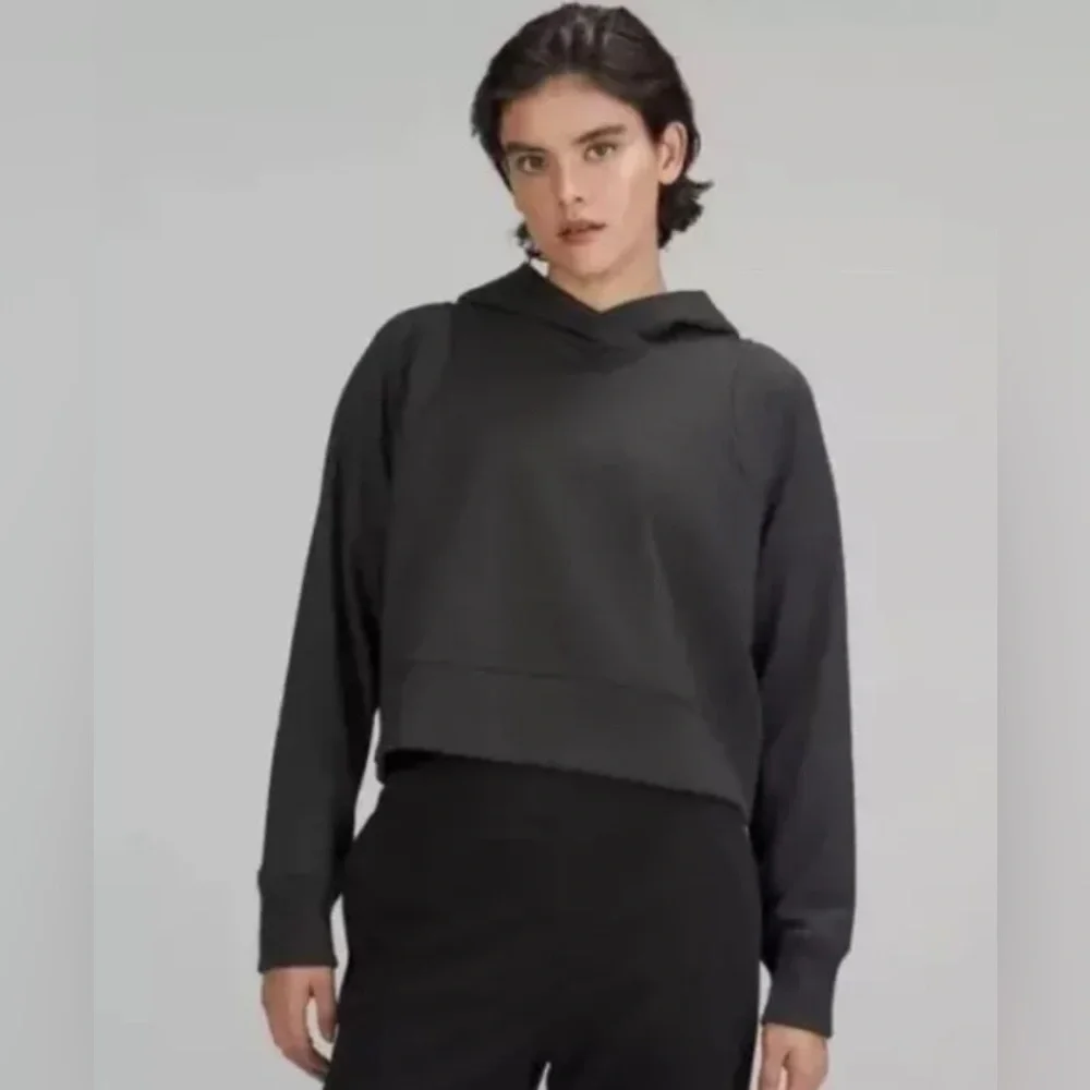 Lululemon Loungeful Cropped Hoodie *Spark unsure of size 4/S  (j6)